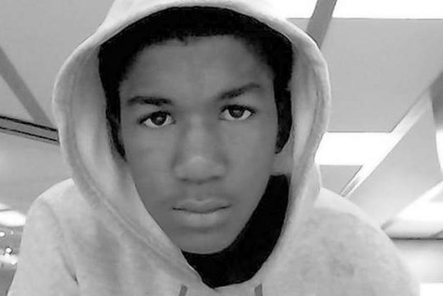 trayvon-martin-white-hoodie_s640x427